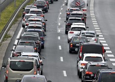 Ponekod po Sloveniji že zjutraj zastoji: zaradi del ali posledic neurja nekatere ceste popolnoma zaprte