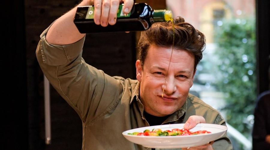 Koprive (in njene izjemne zdravilne lastnosti) v kuhinji s pridom uporablja tudi Jamie Oliver (foto: profimedia)