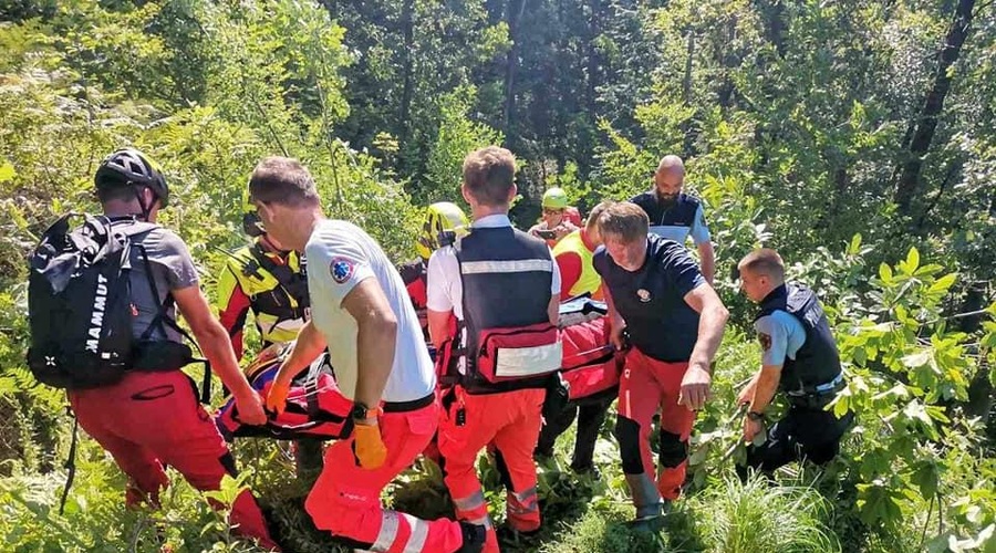 Pogrešano osebo so po štirih dneh našli v gozdu (foto: Facebook/GRS Škofja Loka)