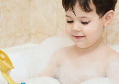 Skoraj leto so na slovenskih trgovskih policah prodajali igračo, za katero so zdaj ugotovili, da je izredno nevarna