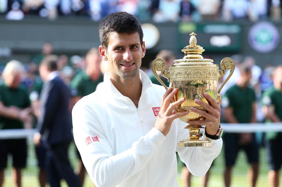 Veste, zakaj je na vrhu pokala, ki ga podelijo v Wimbledonu, ananas? (foto: Profimedia)