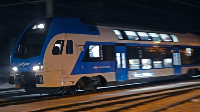Železniška nesreča: iztiril se je vlak na relaciji Zidani Most-Ljubljana (foto: Žiga Živulović j.r./Bobo)