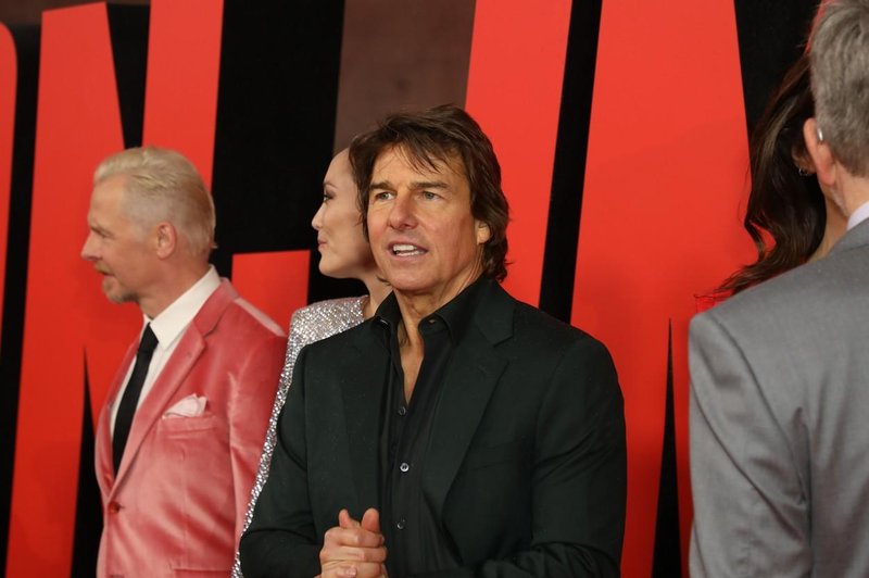 Tom Cruise je na premieri v Avstraliji mnoge šokiral s svojim videzom.