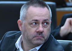 Dan D za zdravstvenega ministra: ali Danijel Bešič Loredan še uživa podporo Roberta Goloba?