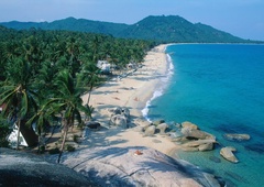 Rajski otok na robu katastrofe (domačini so obupani)