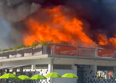 VIDEO: Velik požar v Podčetrtku: zagorel hotelski objekt, na kraju so gasilci