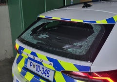 Znane nove podrobnosti strelskega napada na policista (strelec je še vedno v kritičnem stanju)