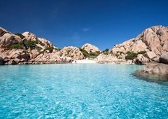 FOTO: Rajska plaža pri sosedih, na katero lahko pridejo le izbrani (poglejte, kakšni so pogoji)