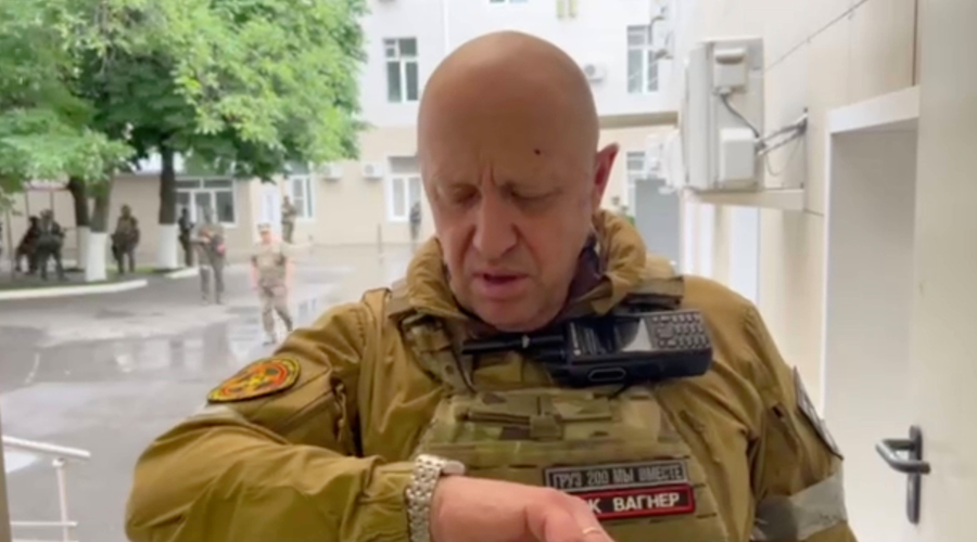 Je vodja ruskih plačancev Jevgenij Prigožin mrtev? (Sestanek s Putinom naj bi bil le predstava za javnost) (foto: Profimedia)
