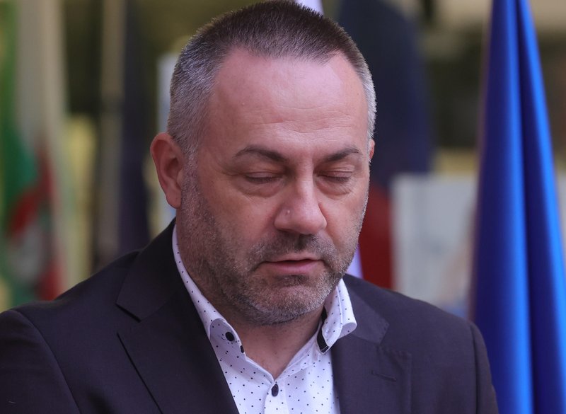 Med kršitelji je tudi nekdanji minister za zdravje Danijel Bešič Loredan.