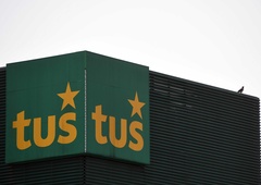 Tuš od zdaj naprej v novih rokah: sprememba naj bi pozitivno vplivala na slovensko gospodarstvo