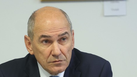 Janša ne gre v zapor, bo pa plačal 8000 evrov kazni (veste, zakaj?)