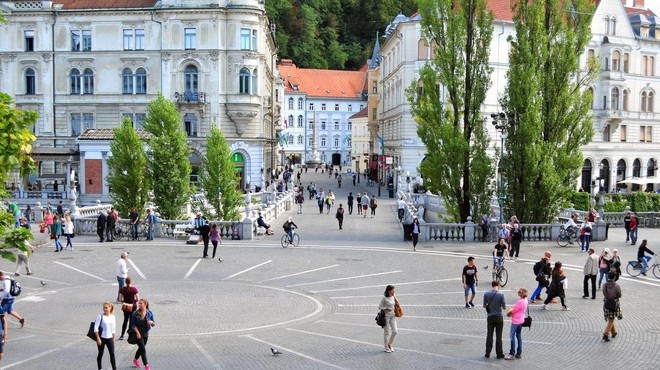 Je trava drugje bolj zelena? Kje na svetu najbolje živijo in na katerem mestu je slovenska prestolnica? (foto: Profimedia)