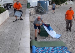 Razočarani turisti: obiskovalci hrvaške plaže ostali brez brisač