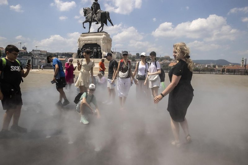 Tako so se hladili turisti v Budimpešti