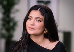 Novi TikTok filter, ki obrazu doda znake staranja, razburil celo Kylie Jenner