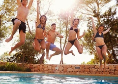 5 manj prijetnih dejstev o javnih bazenih, ki jih morate poznati