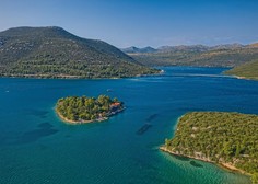 Hrvaški otok, kjer živi zgolj ena oseba (nič ji ne manjka)