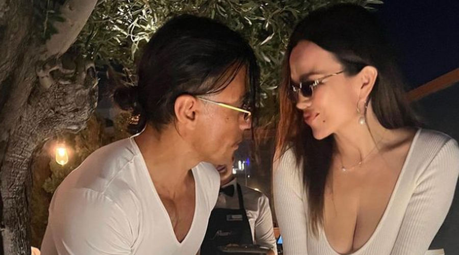 Severina objavila fotografije s slavnim moškim, ki ga je spoznala na dopustu: "Tiho si prišel po prstih ..." (foto: Instagram/Severina)