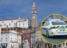 Moški z nožem ustrahoval turiste v Piranu: enemu je vzel oblačila in obutev (kradel je tudi drugje)