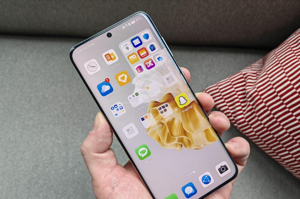 Po korakih: Zakaj je Huawei P60 Pro zasedel prestol kralja mobilne fotografije?