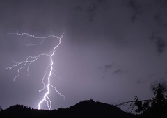 Kaj napovedujejo vremenoslovci? Takšno vreme se bo zgrnilo nad državo