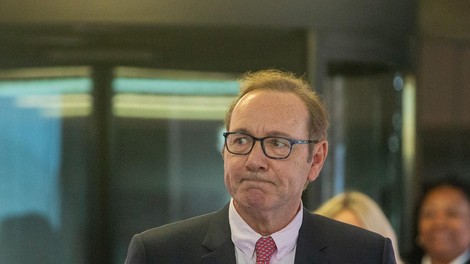 Padli hollywoodski zvezdnik se je izognil sojenju