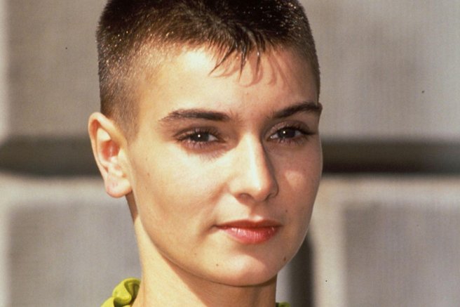 Nastaja film o težavni pevki, ki je veljala za enega največjih talentov glasbene industrije