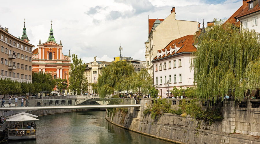 Ustavno sodišče ljubljanski občini premešalo štrene: bodo Ljubljančani ostali brez priljubljenega peš prehoda? (foto: Profimedia)