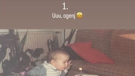 Prepoznate malčico na fotografiji? Danes je zelo priljubljena televizijska voditeljica