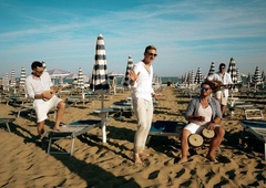 Priljubljena skupina Zvita feltna izdala novo pesem z zapeljivim videospotom: "Tudi mi znamo na odru pokazati čustva!" (VIDEO)