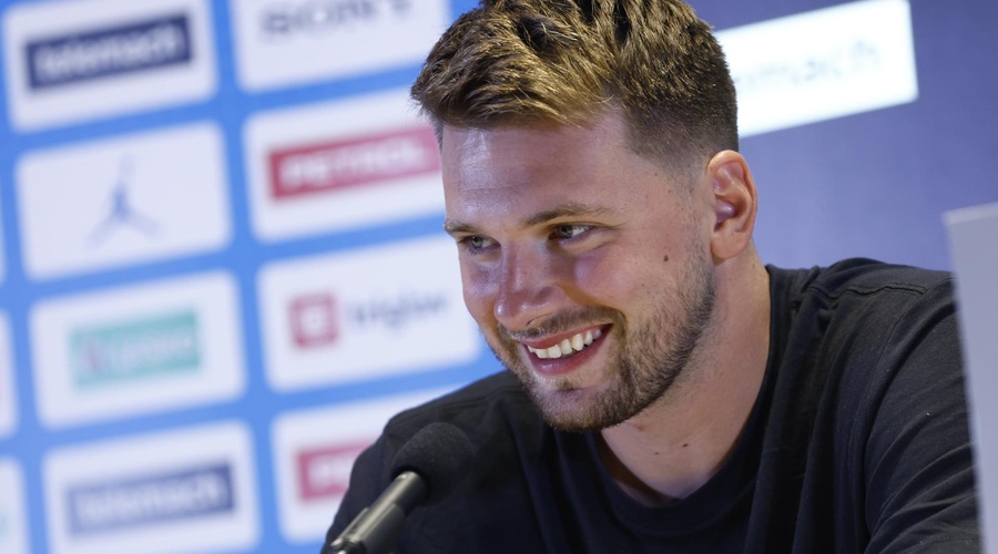Luka Dončić se je priključil reprezentanci in postregel z bombastično napovedjo: "Na prvenstvu želim ... (FOTO) (foto: Borut Živulovič/Bobo)