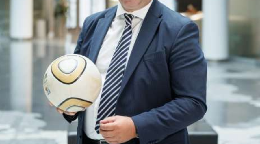 Aleksander Čeferin ni več edini: na čelo mednarodne športne zveze se je prebil še en Slovenec (foto: Nebojša Tejić/STA)