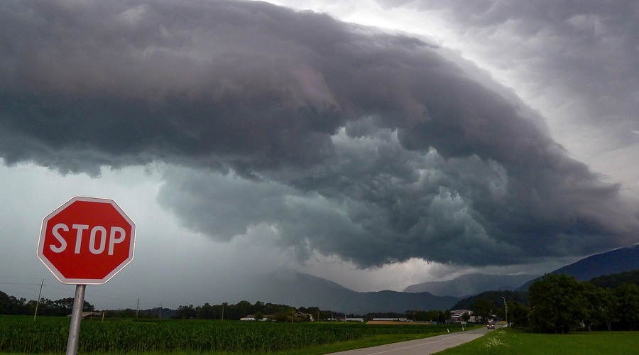 Pripravite se: nad Slovenijo bodo nastale nevihte (foto: Bobo)