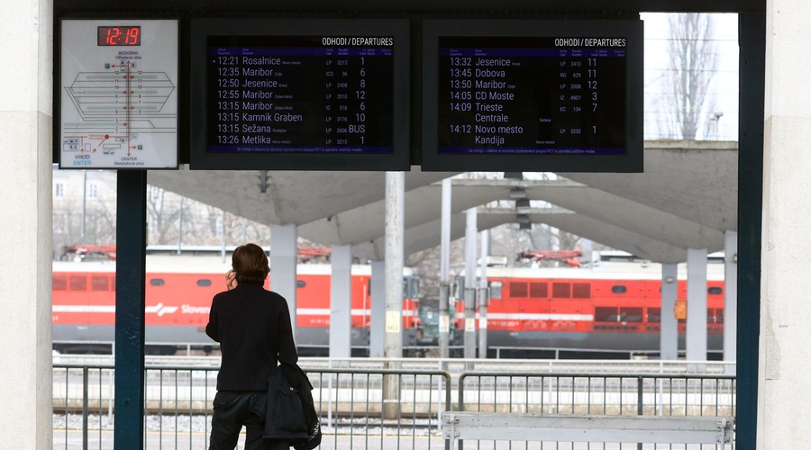 Slovenske železnice svarijo: pričakujte zamude (foto: Borut Živulovič/Bobo)