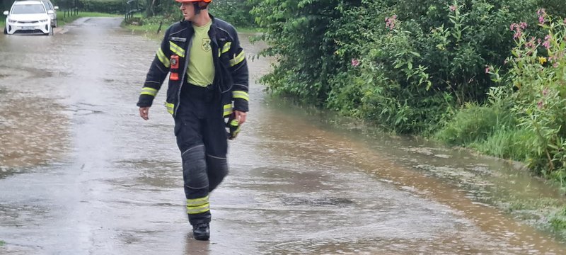 Zaradi razmer v Sloveniji po ujmi so bili gasilci primorani odpovedati sodelovanje na misiji na Korziki.