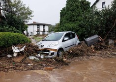 Življenje po koncu apokalipse: vreme v Sloveniji se počasi umirja, toda izredne razmere se nadaljujejo