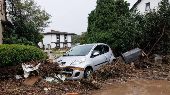 Življenje po koncu apokalipse: vreme v Sloveniji se počasi umirja, toda izredne razmere se nadaljujejo (foto: Profimedia)