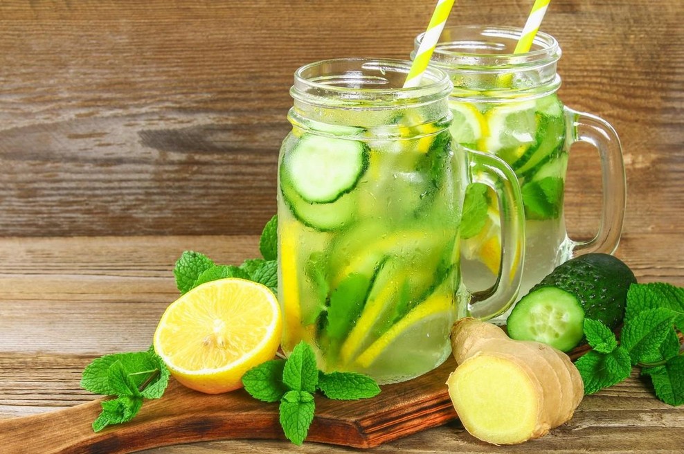 Nutricionisti razkrili skrivnost: 7 pijač, ki hitro pokurijo maščobe (foto: Profimedia)