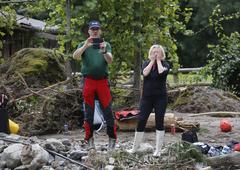 Skupaj zmoremo: informacije, kako lahko tudi vi pomagate!