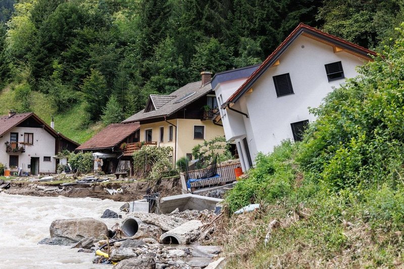 Fink opozarja, da se bodo v naslednjih tednih pojavile tudi psihološke težave pri žrtvah poplav.