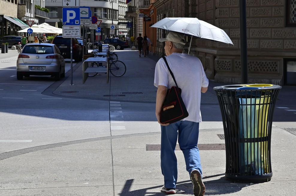 Kaj pravijo vremenoslovci, je poletja res že konec? (foto: Žiga Živulovič jr./Bobo)