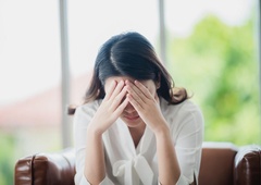 Nova raziskava: do 75. leta starosti boste zelo verjetno utrpeli vsaj eno duševno motnjo – kaj najpogosteje doleti ženske in kaj moške