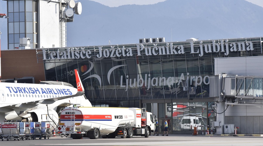 Vas daje potovalna mrzlica? Na te destinacije lahko letite neposredno iz Brnika (foto: Žiga Živulovič jr./Bobo)