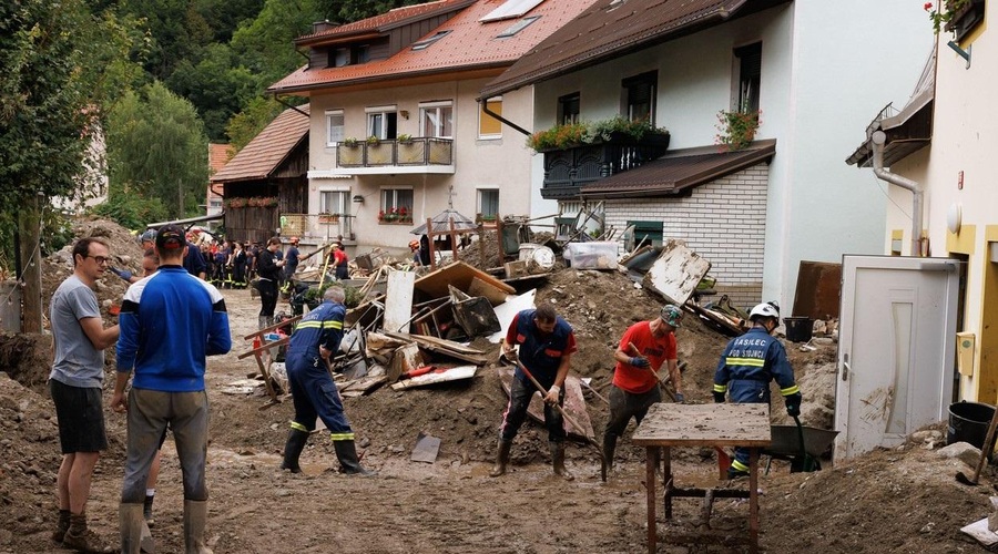 Zavarovalnice so za lanske naravne nesreče izplačale toliko milijonov evrov odškodnin (foto: Profimedia)