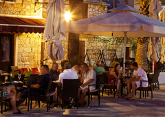 Oddih svetovno znanega zvezdnika na Hvaru ni ostal skrit: v javnost prišla njegova fotografija (FOTO)