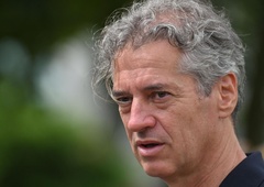 Robert Golob pozval Slovence: ne hodite na morje, dan solidarnosti je namenjen ...