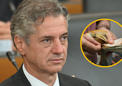 Država se je (že v začetku leta) zadolžila za 1,5 milijarde evrov