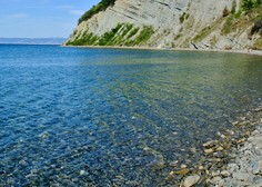 Je to najlepša slovenska plaža? Čeprav jo težko najdejo, so turisti nori nanjo!