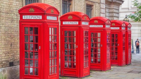 Brez njih si Londona nismo mogli predstavljati, zdaj pa so v njih ...